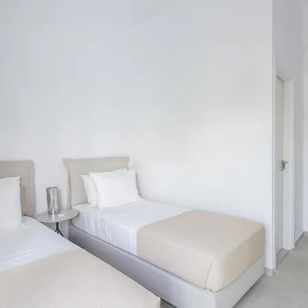 לינה וארוחת בוקר Porto Di פארוס