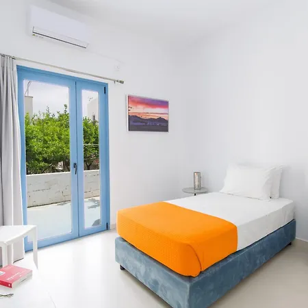 Porto Di Parikia (Paros)